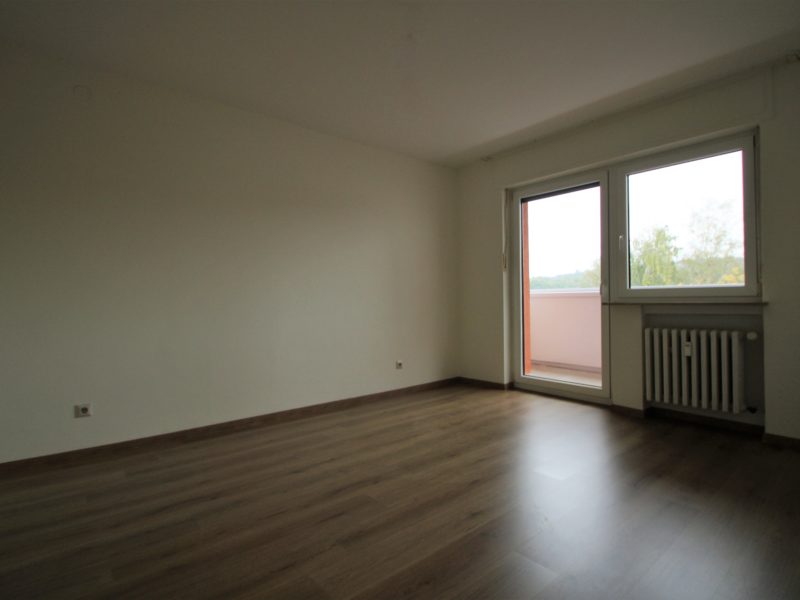 Erstbezug nach Renovierung – tolle Wohnung mit zwei Balkonen!