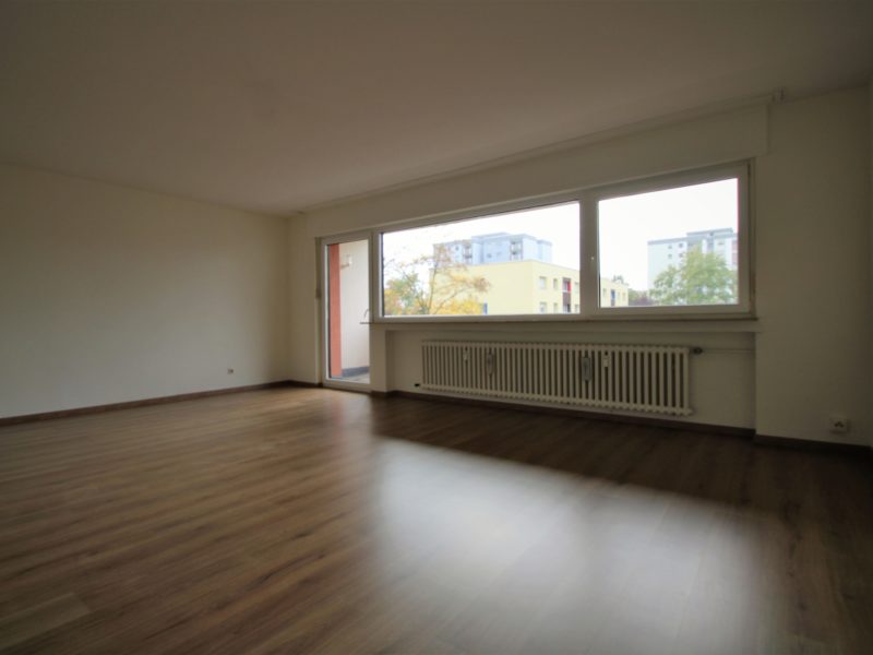 Erstbezug nach Renovierung – tolle Wohnung mit zwei Balkonen!