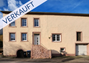Freistehendes Einfamilienhaus mit Pferdestall in Mannebach Nähe Luxemburg verkauft durch Immobilien Weicherding
